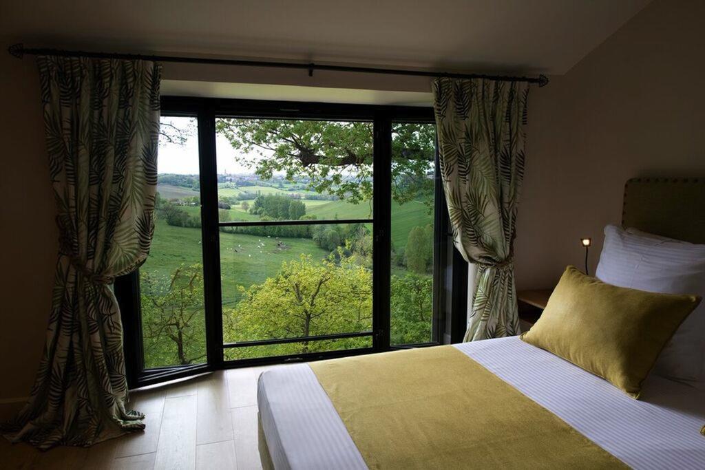 Chambres D'Hotes Domaine De Nazere Avezan Экстерьер фото
